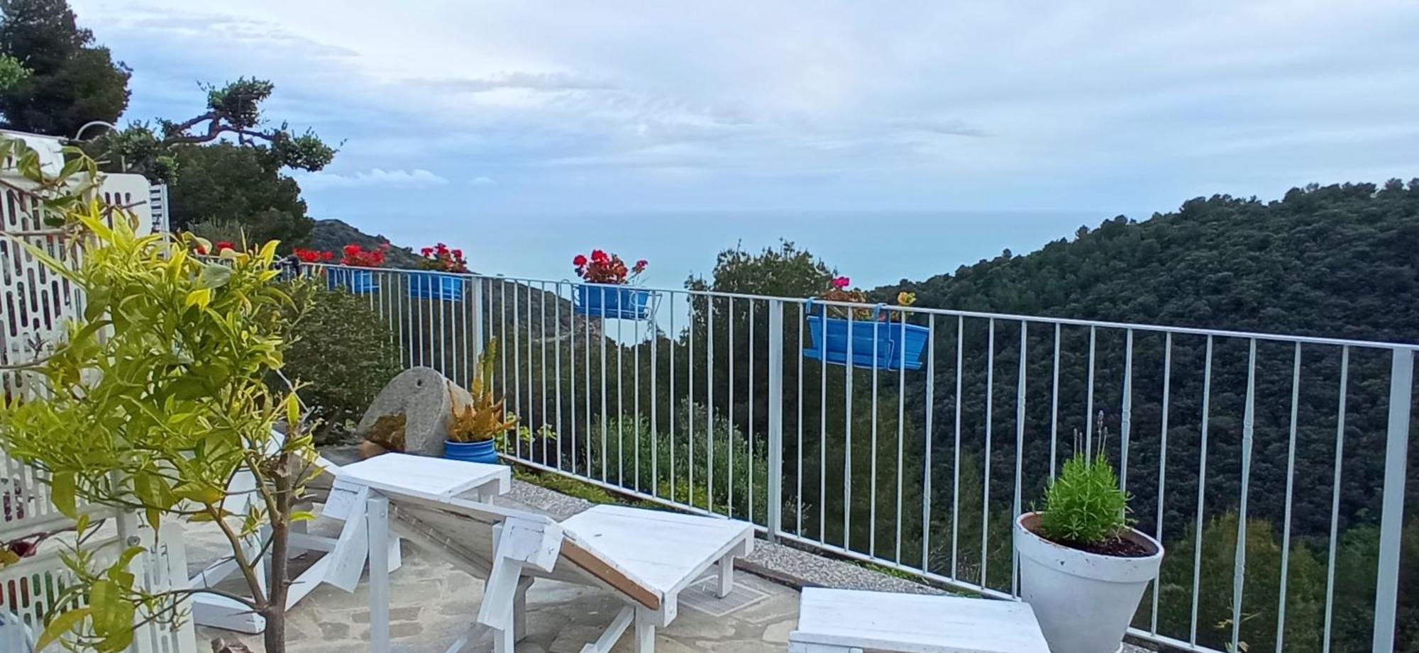 Message In A Bottle Bed And Breakfast Camporosso  Extérieur photo