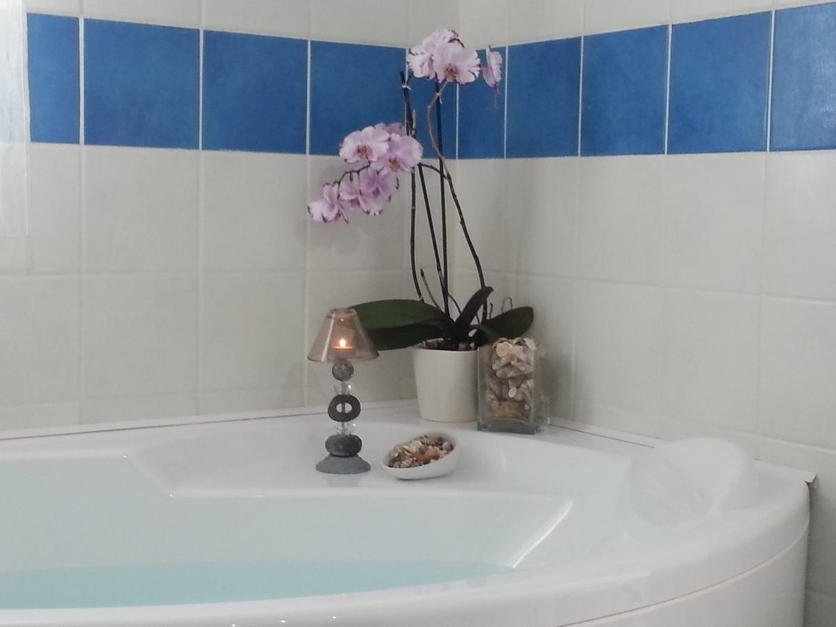 Message In A Bottle Bed And Breakfast Camporosso  Extérieur photo